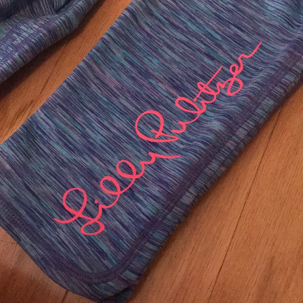 Lilly Pulitzer Luxletic Weekender Cropped Leggings - Picture 4 of 4
